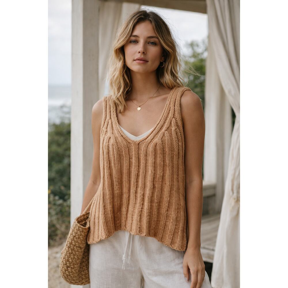 POL Ribbed Knit Sweater Tank – Camel Boho Slouchy Tank Vest Size Medium